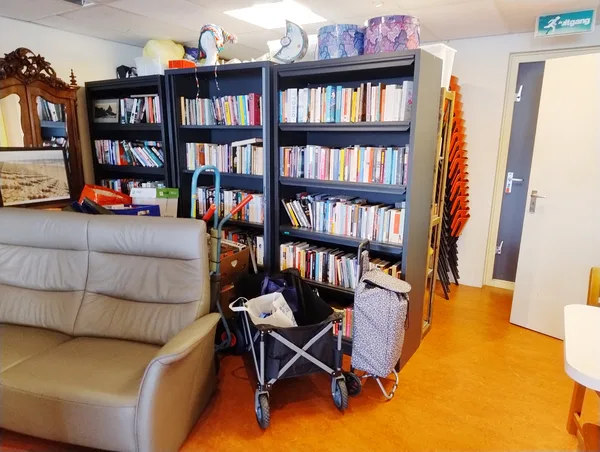 15. Reserverkast opslag boeken in het DOP