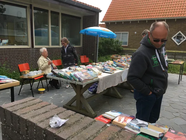 11. Overleg tussen Ella en Rie