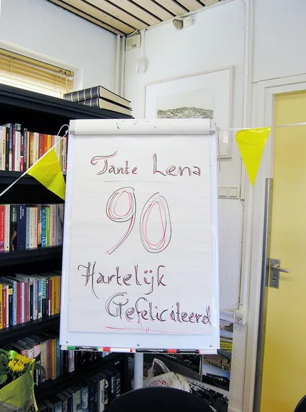 9. 7 juli 2017 viert tante Lena Kuiper haar 90e verjaardag in de DOP.