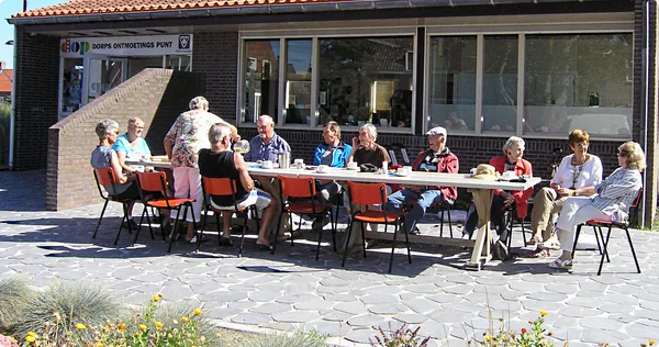 35. We konden nog een keer buiten zitten DOP 17 augustus 2016