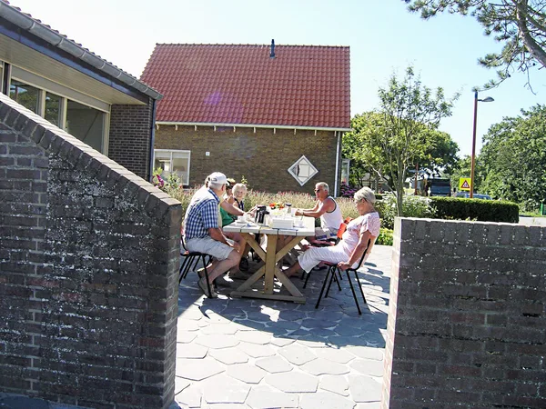 24. Doorkijkje door de muur 20 juli 2016